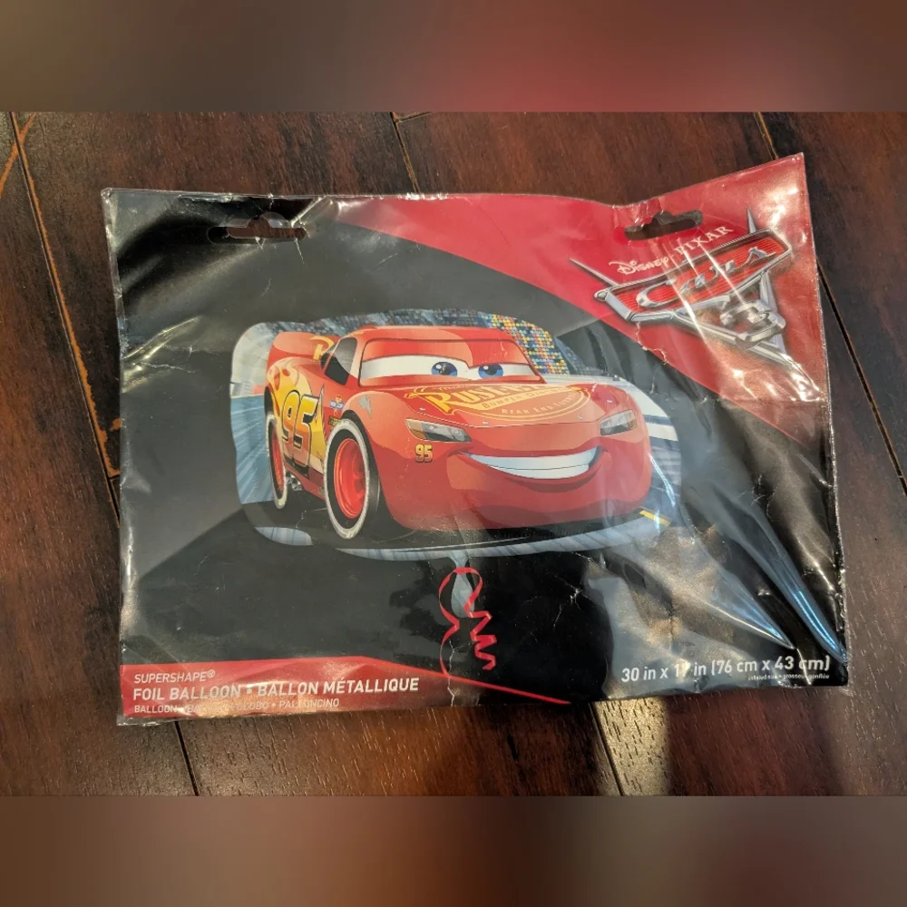 🦋 Disney Cars Lightning McQueen Red and Black Balloon
